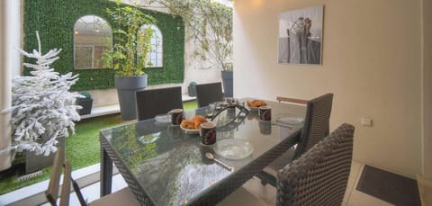 House | 1 bedroom