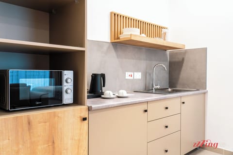 Deluxe Studio | Private kitchen