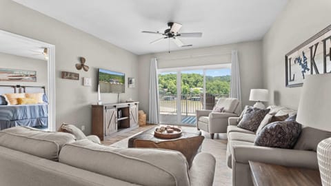 Condo, Multiple Beds, Balcony (Lakeside Sunrise) | Living area