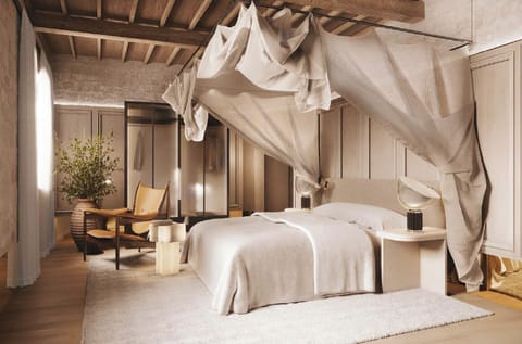 In-room safe, blackout drapes, soundproofing, WiFi (free)