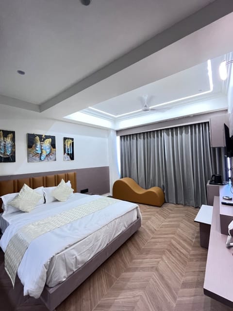Deluxe Room | Free WiFi, bed sheets