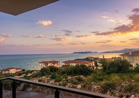 Comfort Suite, Sea View Balcony (2+1) | Beach/ocean view
