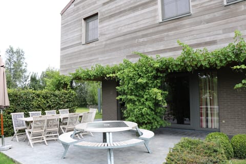 House | Garden