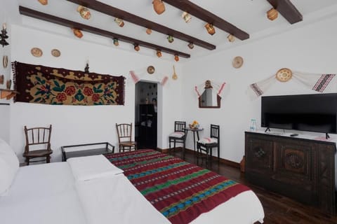 In-room safe, desk, iron/ironing board, free WiFi