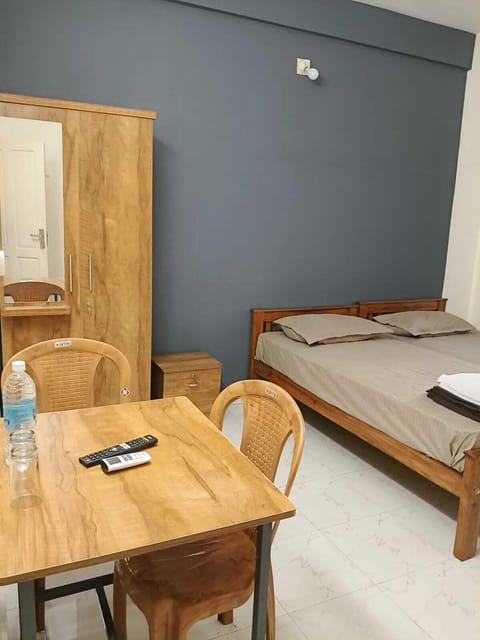 Standard Double Room | Free WiFi