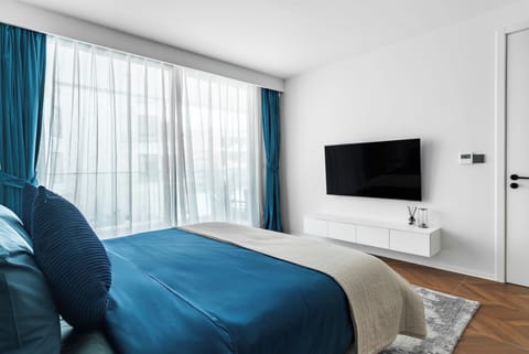 In-room safe, free WiFi