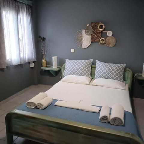 Double Room, Balcony, Courtyard View | Free WiFi