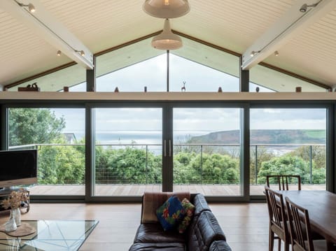 Cottage | Living area
