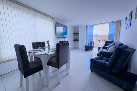 Apartment | Living area | Flat-screen TV