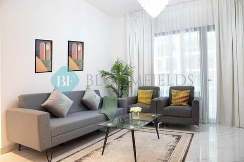 Apartment, Balcony | Living area | TV