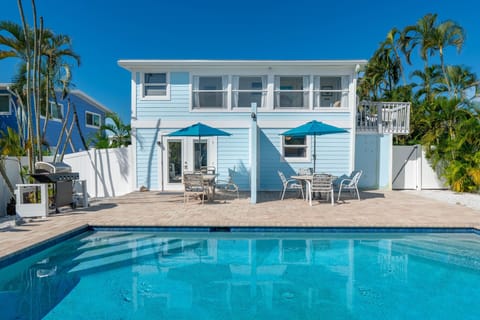 House, 2 Queen Beds (Bonita Sol) | Pool | A heated pool