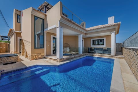 Family Villa, Multiple Beds, Sea View | Iron/ironing board, free WiFi, bed sheets