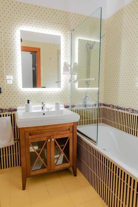 Family Quadruple Room, City View | Bathroom | Slippers