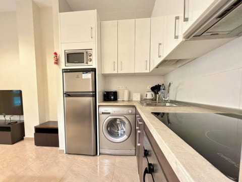 Comfort Studio | Private kitchen | Highchair