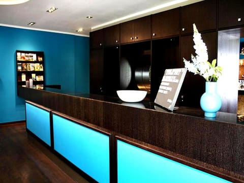 Apartment | Reception