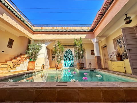 2 indoor pools, outdoor pool
