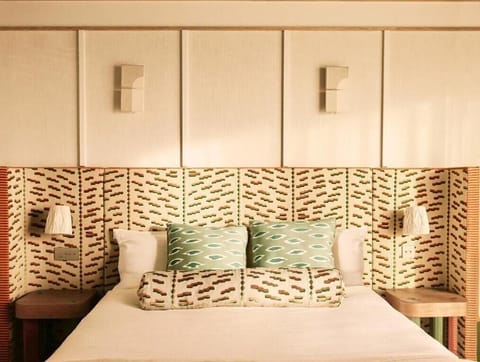 In-room safe, desk, soundproofing, iron/ironing board