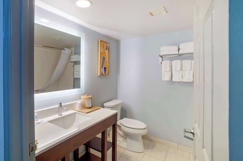 Desk, blackout drapes, iron/ironing board, free cribs/infant beds