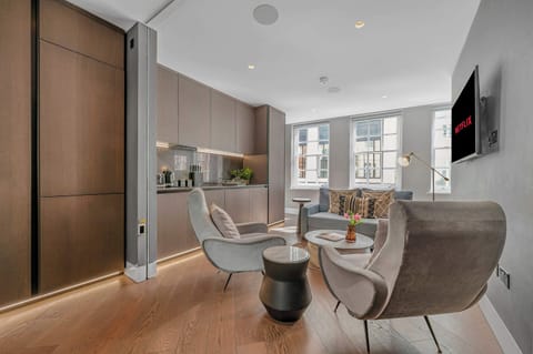 Apartment, 1 King Bed with Sofa bed, Kitchen, Garden View (Bateman St 13, 1) | Living area