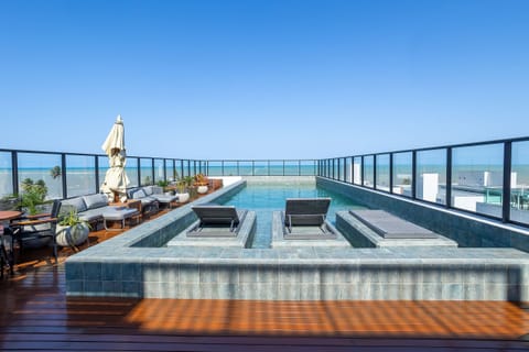 Basic Apartment | Pool