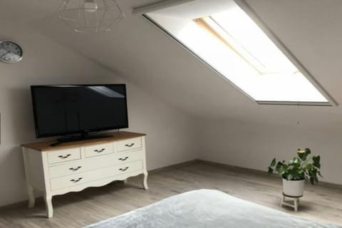 House | 3 bedrooms, iron/ironing board, individually furnished, bed sheets