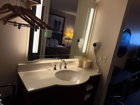 Standard Double Room | Bathroom | Combined shower/tub, hair dryer, towels, soap