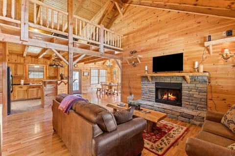 Chalet (3 Bedrooms) | Interior