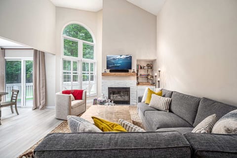 House (2 Bedrooms) | Front of property