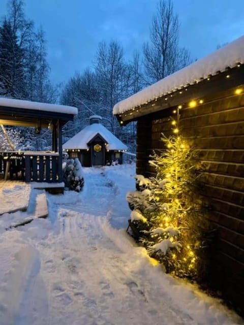 Cabin, 2 Bedrooms, Balcony, Garden View | Property grounds