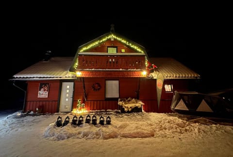 House, 3 Bedrooms, Balcony, Garden View | Exterior