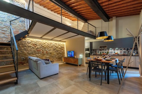 Apartment (2 Bedrooms) | Living area | TV