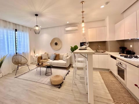 Apartment, 1 Bedroom | Private kitchen
