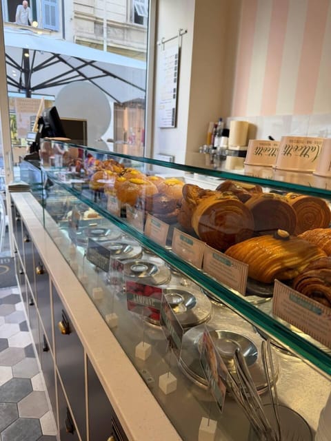 Daily continental breakfast for a fee