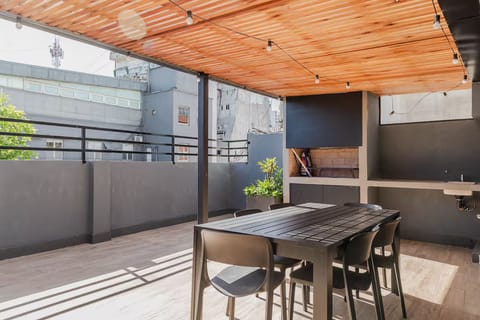 Studio | Outdoor dining