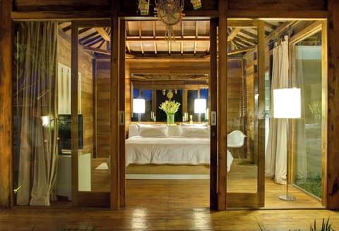 In-room safe, desk, blackout drapes, free WiFi