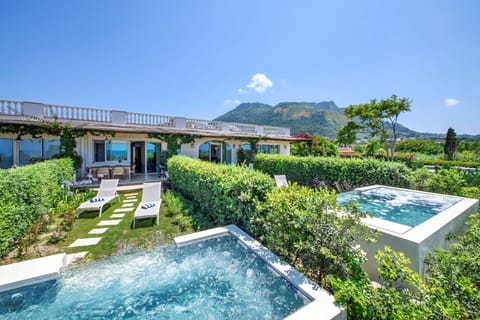 Private pool