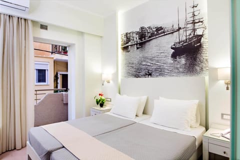 Pillowtop beds, minibar, in-room safe, laptop workspace