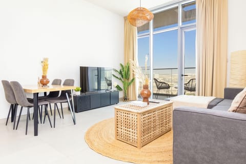 Apartment, Balcony | Living area | TV