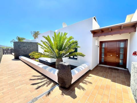 House, Smoking | 3 bedrooms