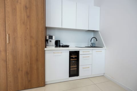 Family Apartment, Bay View | Private kitchen