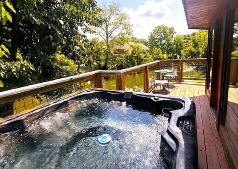 Cabin, 2 Bedrooms | Outdoor spa tub