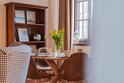 Superior Double Room, Garden View | Dining