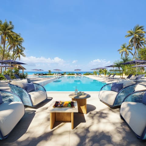5 outdoor pools, pool umbrellas, sun loungers