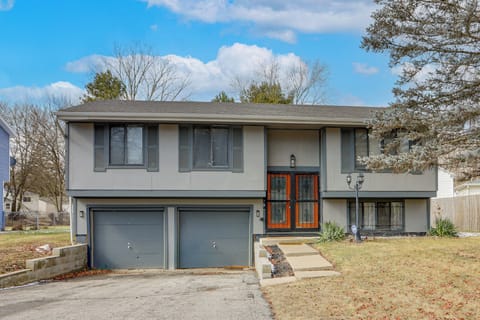 House (3 Bedrooms) | Front of property