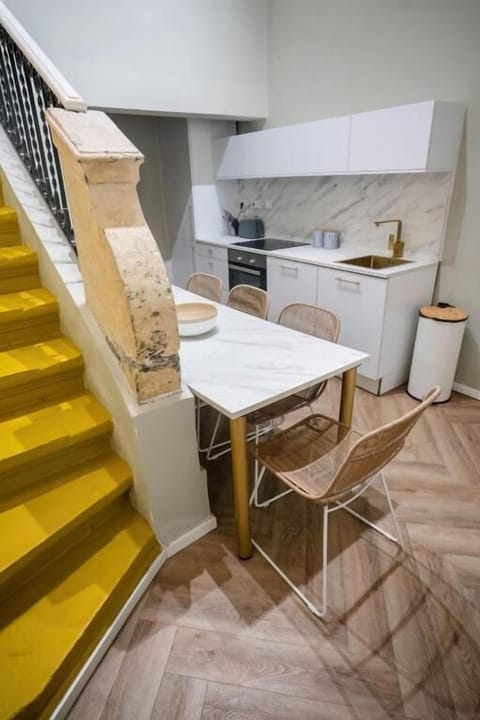 Apartment, 1 Bedroom | Private kitchen