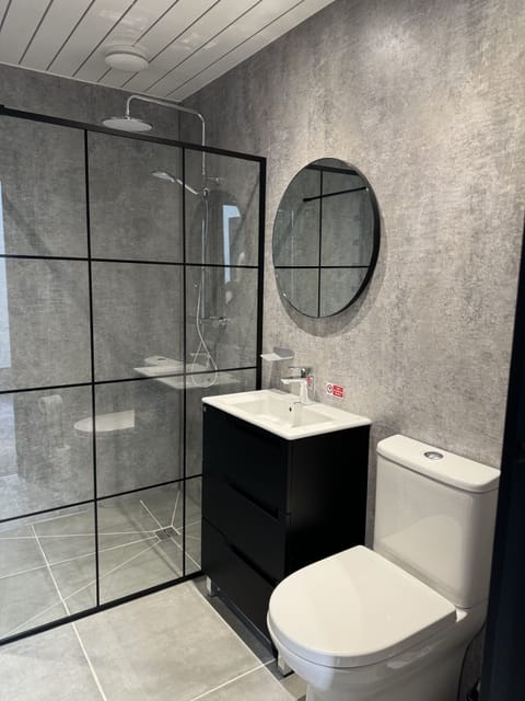 Double Room, Ensuite | Bathroom