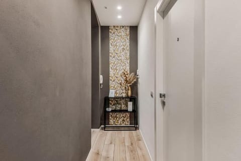 Single Room, 1 Large Twin Bed, Air conditioning | Interior