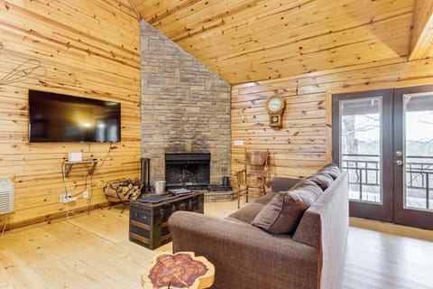 House (1 Bedroom) | Interior
