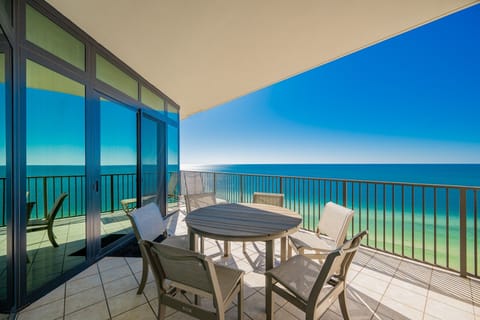 Condo, 3 Bedrooms | Outdoor dining