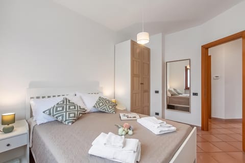 Family Apartment, 4 Bedrooms, Balcony (Villa Adriana Capalbio with A/C, BBQ) | 4 bedrooms